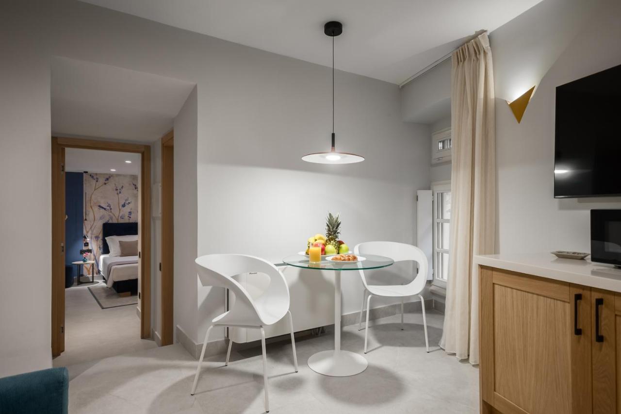 New York Luxury Aparthotel Corfu (city)